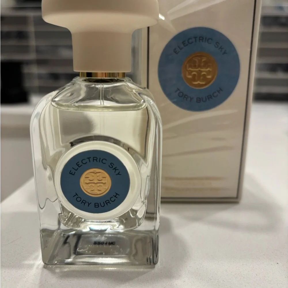 Tory Burch Electric Sky Fragrance with Gold and Cream Accents. 1.7 Fl Oz. - Picture 2 of 2